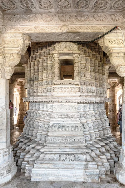 Tallados Decorativos Mármol Blanco Templo Ranakpur Jain Desuri Tehsil Rajastán —  Fotos de Stock
