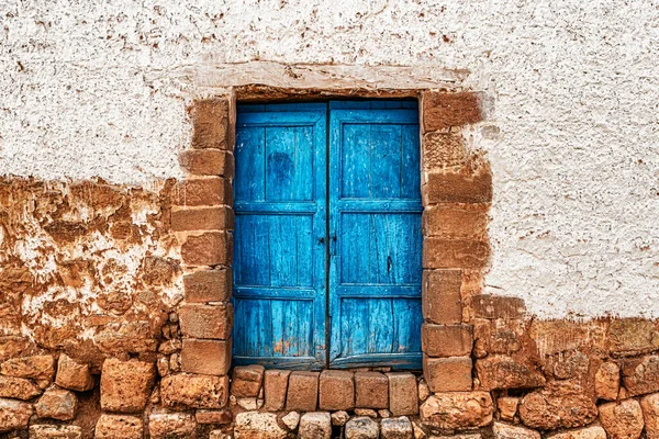 Rustika Dörrar Till Huset Gatan Chinchero Liten Stad Urubamba Provinsen — Stockfoto