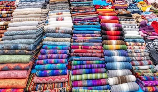 Ropa Tradicional Peruana Artesanía Textil Tejidos Hechos Lana Alpaca Venta —  Fotos de Stock