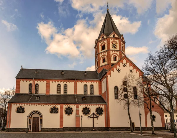 Uitzicht Katholieke Parochiekerk Margareta Düsseldorf Gerresheim Duitsland Gebouwd Eeuw Behoorde — Stockfoto