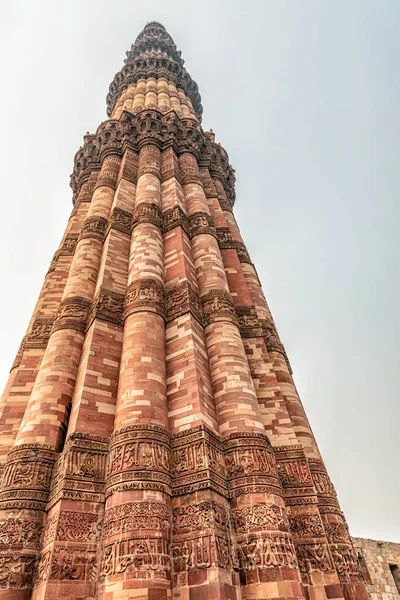 Qutub Oder Qutab Das Höchste Minarett Der Welt Aus Ziegelsteinen — Stockfoto
