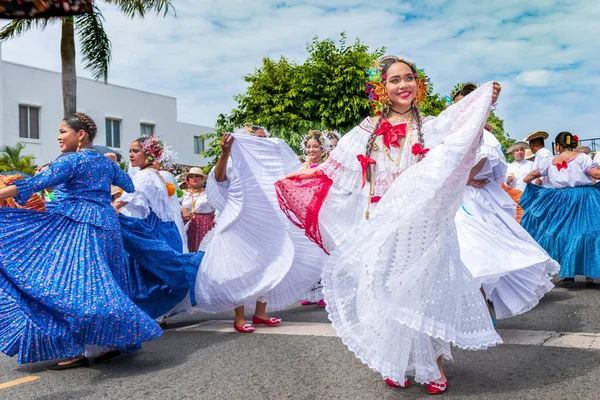 Las Tablas Panama Січня 2020 Girls Posing 1000 Polleras Parade — стокове фото