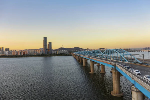 Coucher Soleil Seoul City Skyline Rivière Han Avec Tour Séoul — Photo