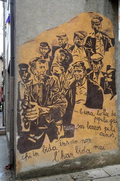 Duvar resmi, Orgosolo, Nuoro eyaletinde, Sardunya, İtalya, 8 Mayıs 2018