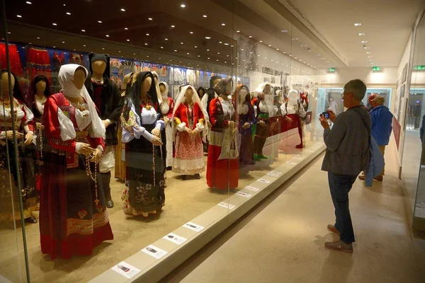 Costumes Musée Ethnographique Nuoro Sardaigne Italie Mai 2018 — Photo