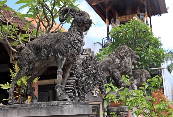 Statue Animali Sulle Pareti Dei Complessi Templari Strade Sanur Isola — Foto Stock