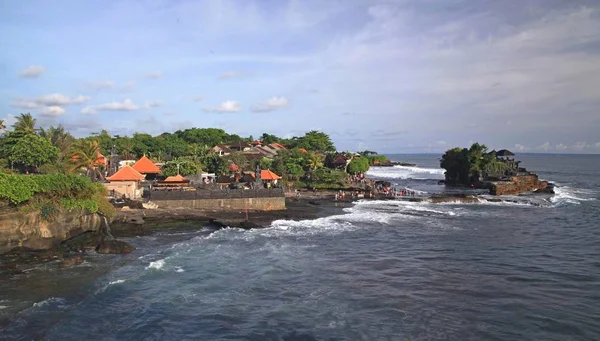 Pura Tanah Lot Bali Endonezya Batısında Ünlü Tapınağı Sadece Düşük — Stok fotoğraf