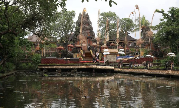 Der Hinduistische Tempel Taman Saraswati Der Der Göttin Der Weisheit — Stockfoto