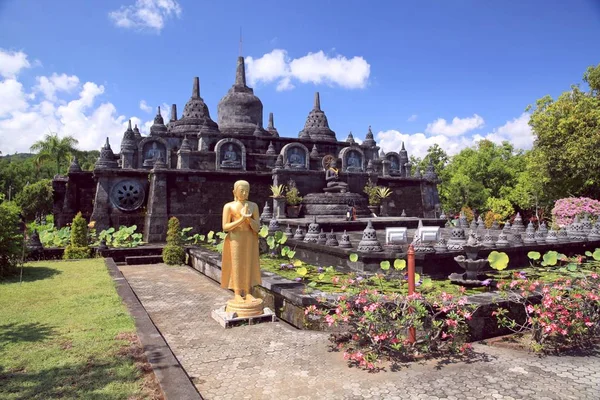 Brahmavihara Aram Det Största Buddhistiska Templet Bali Indonesien Året Konstruktion Stockfoto