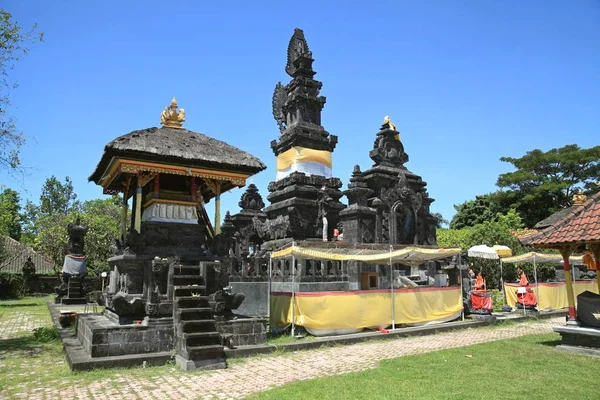 Bali Endonezya Nın Kuzey Kesiminde Giderken Hindu Tapınağı — Stok fotoğraf