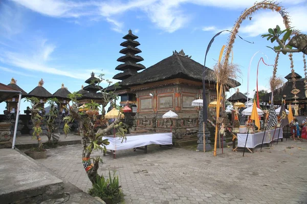 Hinduskiej Świątyni Pura Luhur Batukaru Tabanan Bali Indonezja Świątynia Znajduje — Zdjęcie stockowe