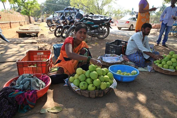 Уличная Торговля Овощами Фруктами Карнатака Индия — стоковое фото