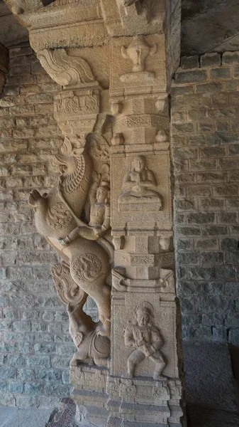 Interieur Standbeelden Zuilen Muurschilderingen Sculpturen Het Virupakshi Tempelcomplex Een Hindoe — Stockfoto