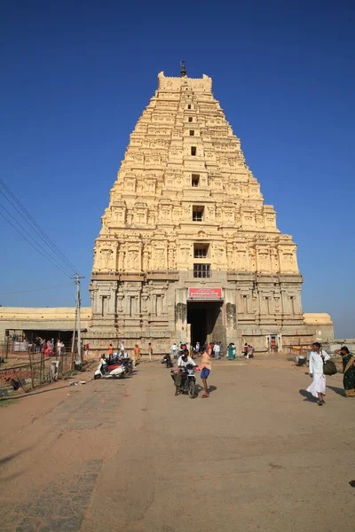 Templo Virupakshi Templo Hindú Dedicado Shiva Ubicado Hampi Orillas Del —  Fotos de Stock