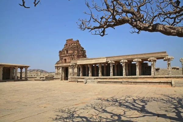 Tempio Virupakshi Tempio Indù Dedicato Shiva Situato Hampi Sulle Rive — Foto Stock