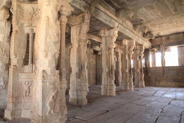 Complejo Ruinas Numerosos Templos Antigua Capital Del Imperio Hindú Vijayanagara — Foto de Stock