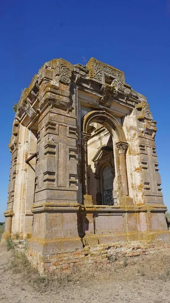Cripta Família Falts Fein Hoje Uma Abóbada Pedra Ruínas Aldeia — Fotografia de Stock