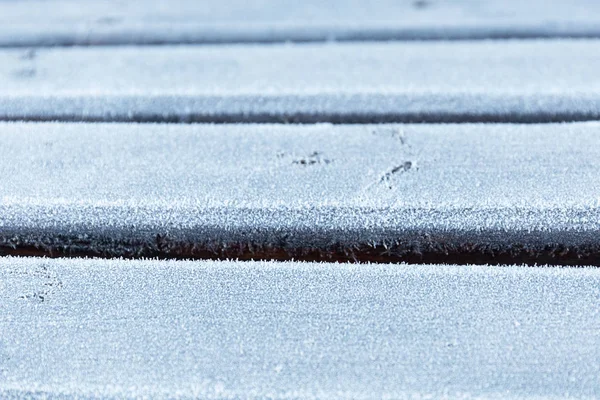 Frosted Houten Bankje Voor Het Huis Eerste Vorst — Stockfoto