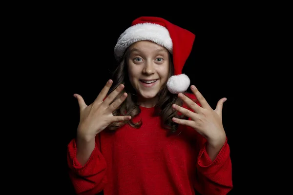 Feliz Navidad Joven Con Suéter Rojo Sombrero Santa Mira Espectador — Foto de Stock