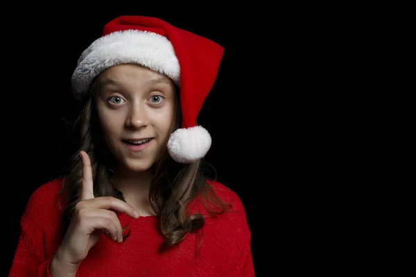 Feliz Navidad Una Joven Con Suéter Rojo Sombrero Santa Claus — Foto de Stock