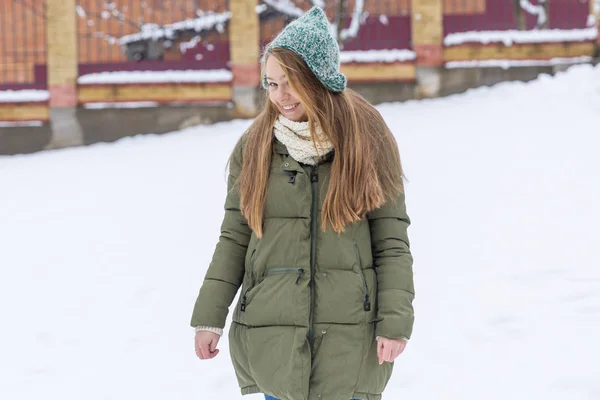 Young Beautiful Girl Long Blond Hair Enjoys First Snow Green — Stock Photo, Image