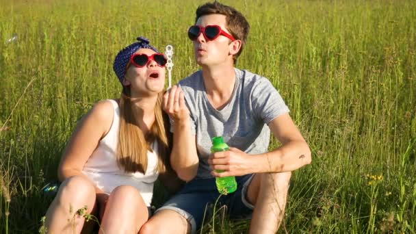 Couple Love Blowing Soap Bubbles Laughs — Stock Video