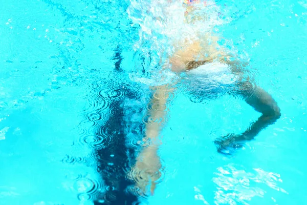 Porträt Einer Schwimmerin Hintergrund Des Beckens Pool Hintergrund Kopierraum — Stockfoto