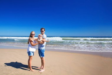 Mutlu aile tatilleri.!