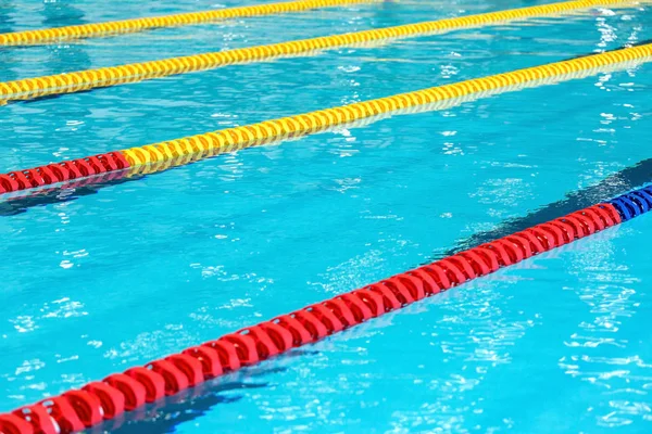 Piscina profesional vacía . — Foto de Stock