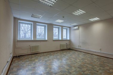 iç ticari kira için boş ofis alanı