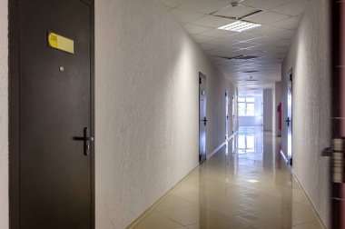 iç ticari kira için boş ofis alanı