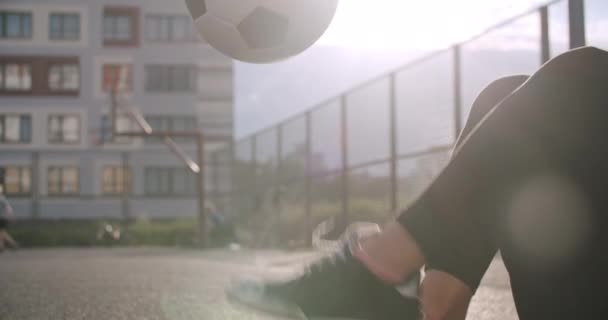 女子サッカーの練習やトリック — ストック動画