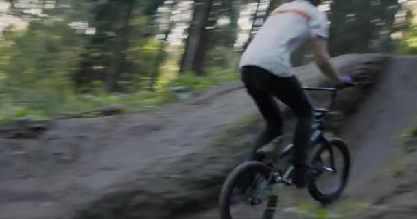 MTB bmx cykel gata Extrem cykling — Stockvideo