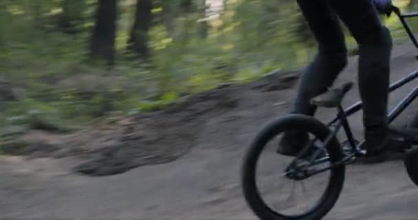 MTB bmx cykel gata Extrem cykling — Stockvideo