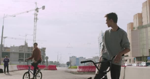 극저온 bmx 자전거 모임 — 비디오