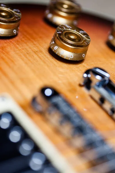 Vintage Pesado Relíquia Guitarra Elétrica Close — Fotografia de Stock