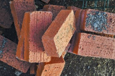 kırmızı tuğla bir inşaat site yakın çekim dağınık