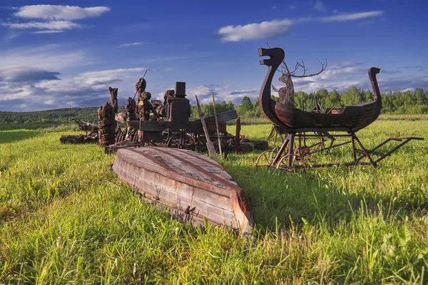 6 July 2019 Russia, Sverdlovsk Region, Nizhny Tagil. Construction of the cultural and tourist center Ermakovo Gorodische imitating the Ermak's troops during the campaign to conquer Siberia. — Stock Photo, Image