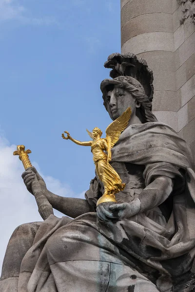 Architectural Fragments Famous Art Nouveau Alexandre Iii Bridge Pont Alexandre — Stock Photo, Image