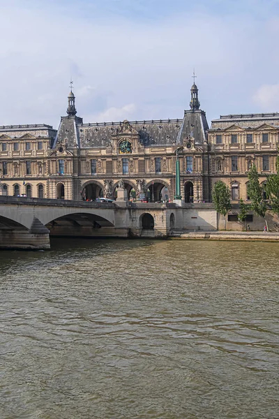 Paris France May 2018 Famous Louvre Museum Seine River Louvre — Stock Photo, Image