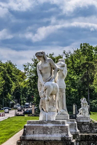 Esculturas Por Bacia Cachoeiras Bassin Des Cascades 1866 Belo Parque — Fotografia de Stock