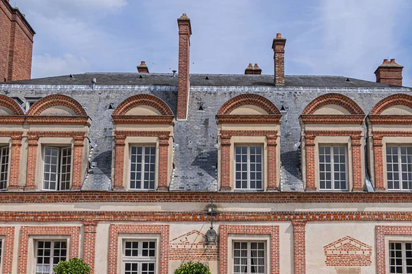 美丽的中世纪 十二世纪 标志性的皇家狩猎城堡枫丹白露 枫丹白露宫 法国最大的皇家城堡之一 距巴黎55公里 宫殿的建筑碎片 — 图库照片