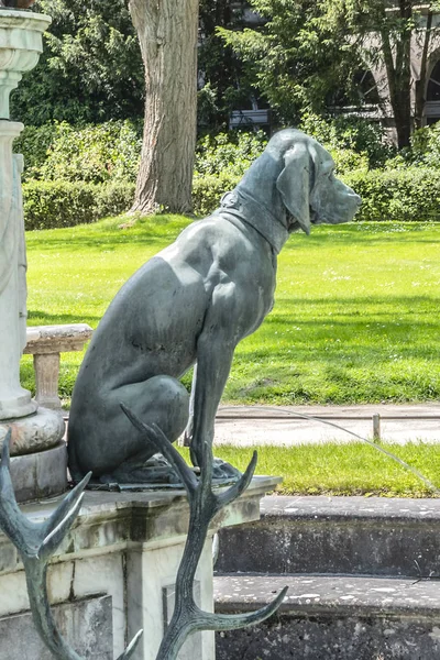 Fontaine Diane Fuente Diana 1602 Diosa Caza Con Cuatro Perros — Foto de Stock