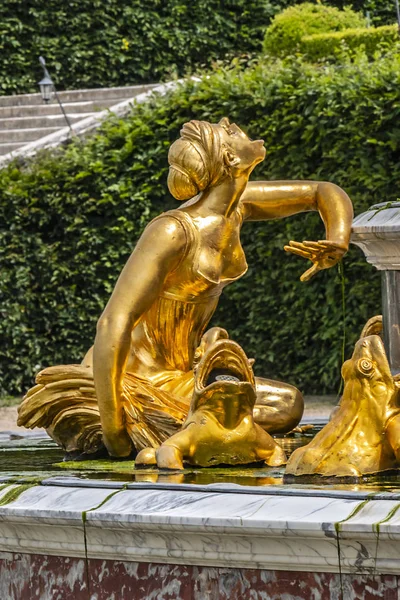 Versailles Francia Maggio 2019 Frammento Della Fontana Latona Nel Palazzo — Foto Stock