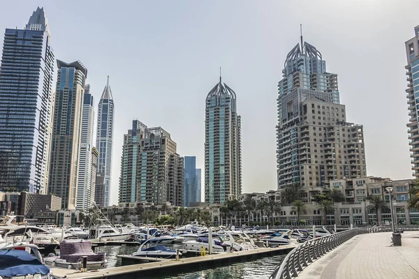Dubai Uae July 2018 Modern Skyscrapers Embankment Famous Dubai Marina — Stock Fotó