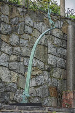 İsveç, Stockholm - 13 Haziran 2017: Dünyaca ünlü heykeltıraş Carl Milles 'in Millesgarden Parkında yaptığı çeşitli heykeller. 