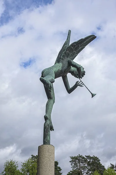 瑞典斯德哥尔摩 2017年6月13日 世界著名雕塑家卡尔 米尔斯在斯德哥尔摩公园米尔斯花园的各种雕塑 — 图库照片