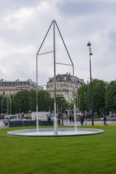 Paris Fransa Mayıs 2019 Champs Elysees Champ Elysees Yeni Çeşmeleri — Stok fotoğraf