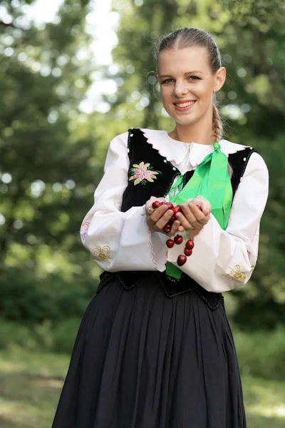 Slovenský Folklor Tanečnice Žena — Stock fotografie