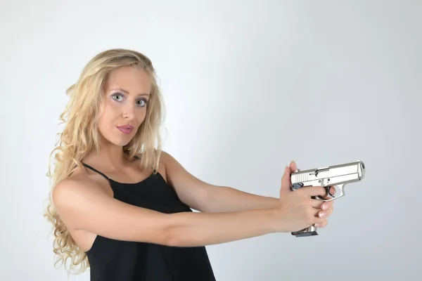 Сексуальна Жінка Пістолетом — стокове фото
